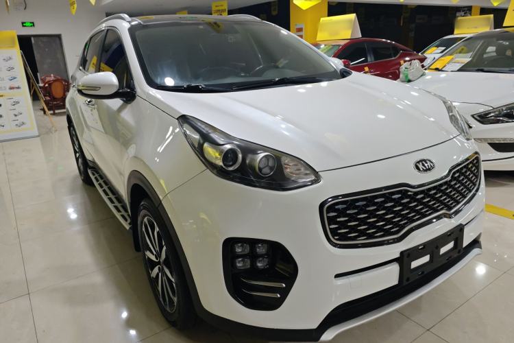 Used Kia KX5 2016 1.6T Automatic Two-Wheel Drive Premium Front Right 45 Deg