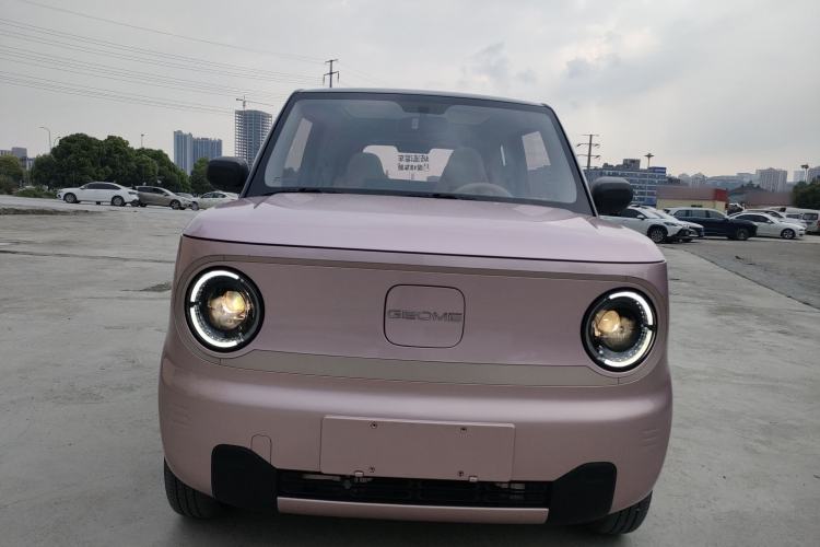 Used Geely Galaxy Panda 2023 Panda Mini 200km Dynamic Bear Front