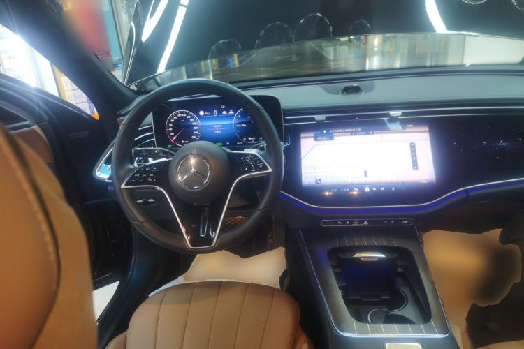 Used Mercedes-Benz E-Class New Energy 2024 E 350 e L Plug-in Hybrid Sedan Steering Wheel