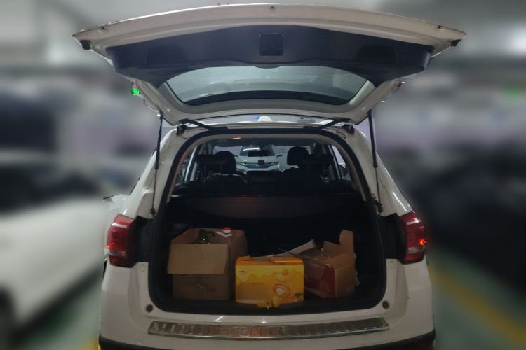 Used Haval H6 2016 Upgraded Model 1.5T Automatic Two-Wheel Drive Prestige Version