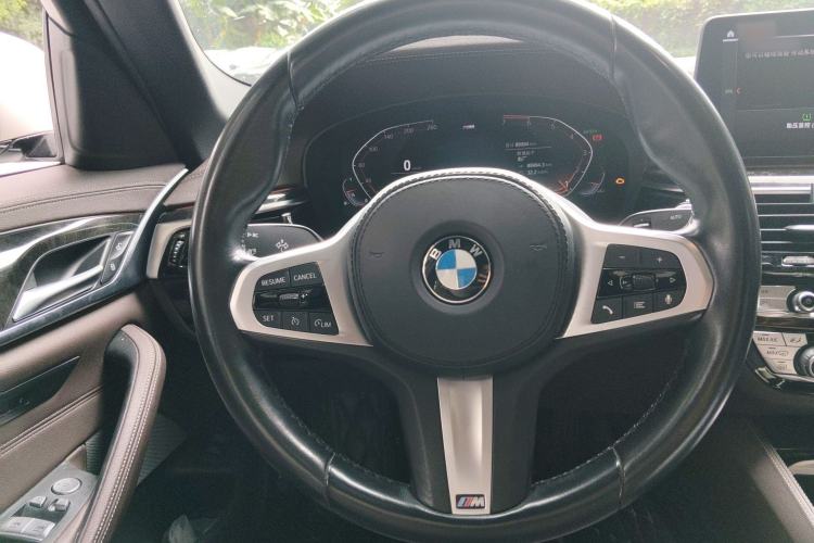 Used BMW 5 Series 2021 525Li M Sport Package Steering Wheel