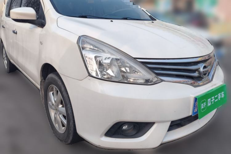 Used Nissan Livina 2015 1.6XE CVT Comfort Edition Front Right 45 Deg