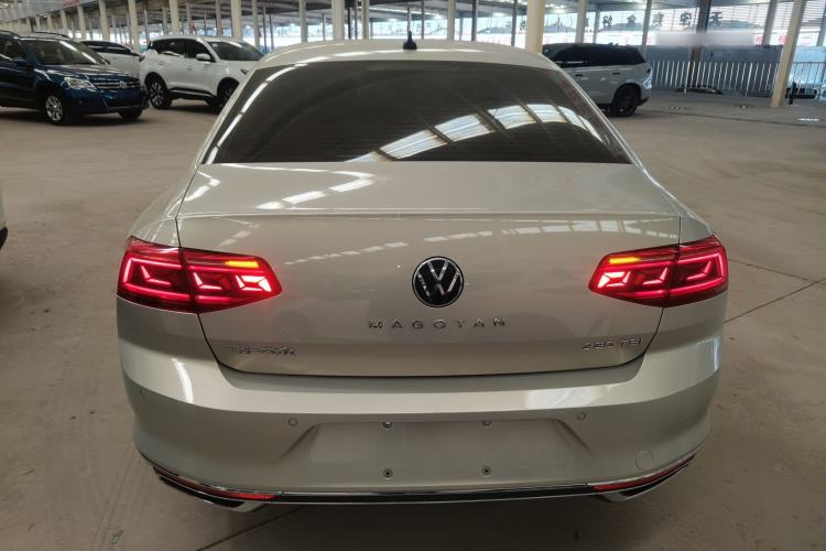 Used Volkswagen Magotan 2020 330TSI DSG Luxury Edition Rear