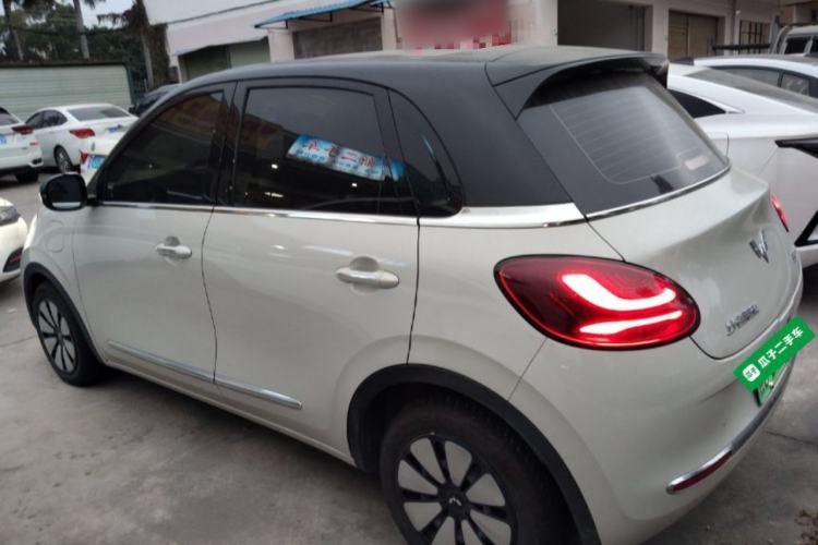 Used Wuling Bingo 2023 410 km Lingxi Deluxe Edition
