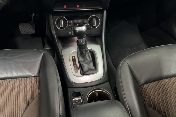 Used Audi Q3 2018 30th Anniversary Edition 30 TFSI Fashion Model Interior 3