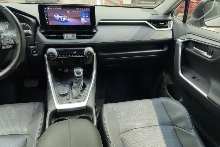 Used Toyota Wildlander 2023 Dual-Motor 2.5L E-CVT Four-Wheel Drive Prestige Edition Interior 2