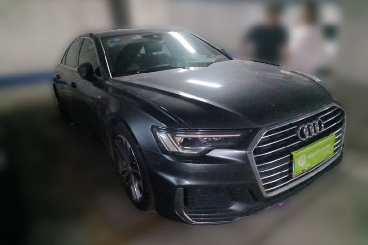 Used Audi A6L 2019 40 TFSI Luxury Dynamic Model Front Right 45 Deg