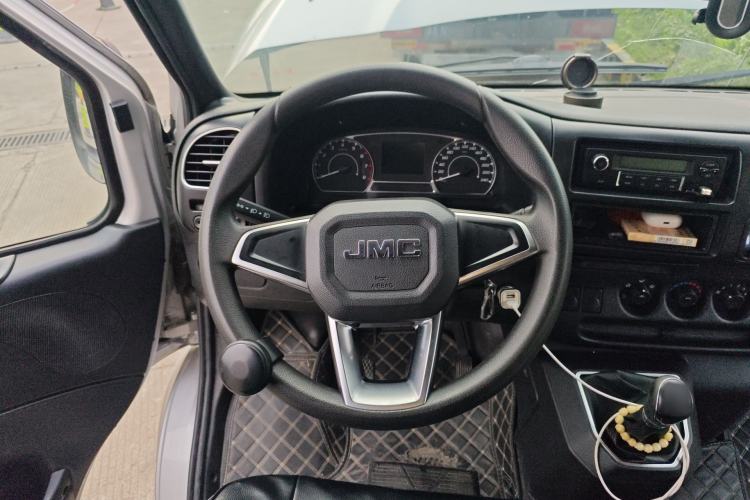 Used JMC Transit 2021 2.8T Space King Standard Version Short Wheelbase Mid-Height Roof 6-Seater Diesel Euro VI JX493
