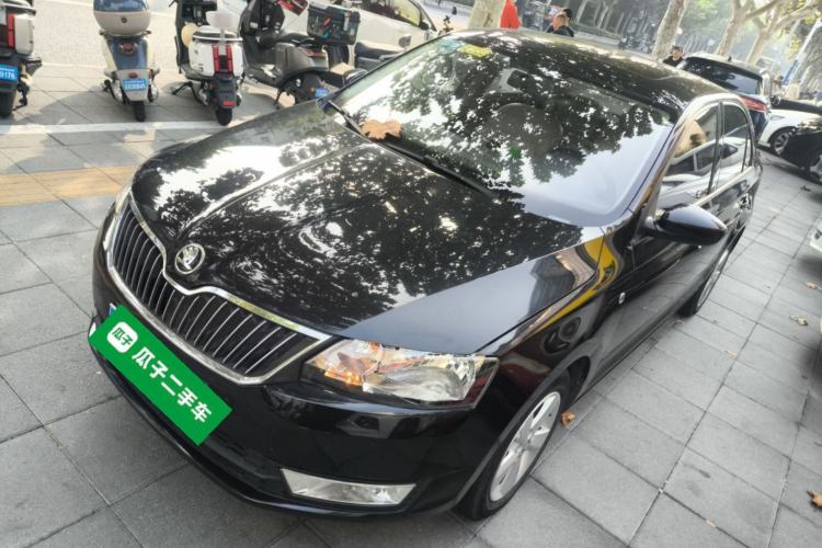 Used Skoda Rapid 2013 1.6L Automatic Smart Selection Model