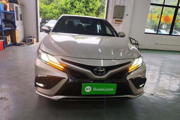 Used Toyota Camry 2021 2.0S FENGSHANG Edition
