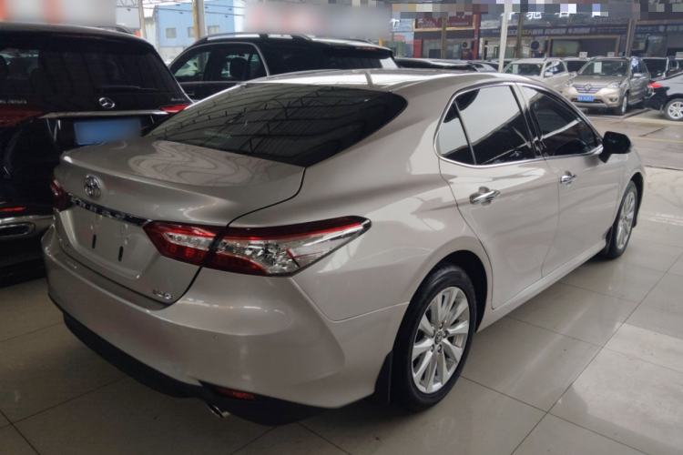 Used Toyota Camry 2019 Revised Version 2.0G Luxury Edition Rear Right 45 Deg