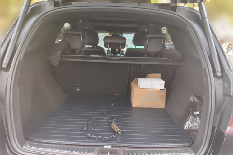 Used Mercedes-Benz GLE 2017 GLE 320 4MATIC Dynamic Model Trunk