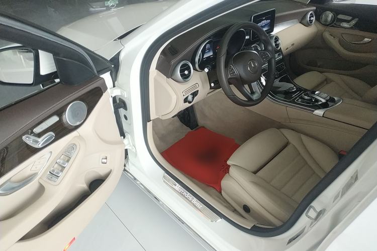 Used Mercedes-Benz C-Class 2016 C 200 L
