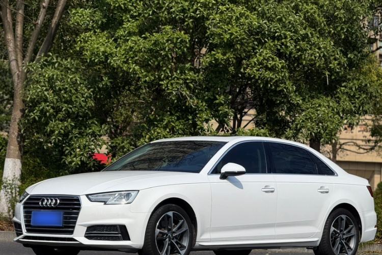 Used Audi A4L 2019 40 TFSI Ambition China VI