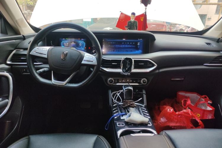 Used Bestune T77 2019 230 TID Automatic Prestige Version China VI Emission Standard