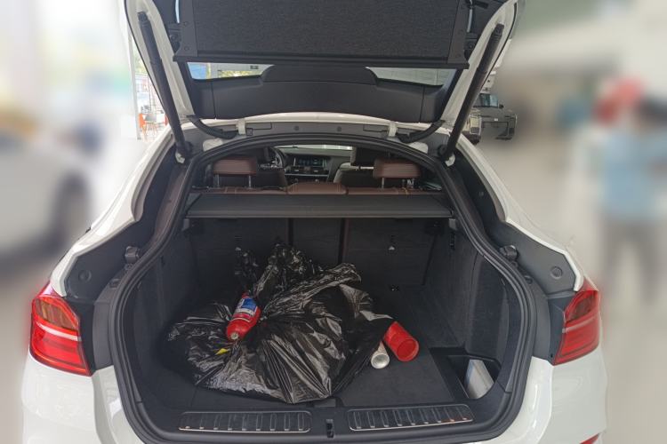 Used BMW X4 2016 xDrive20i M Sport Edition Trunk