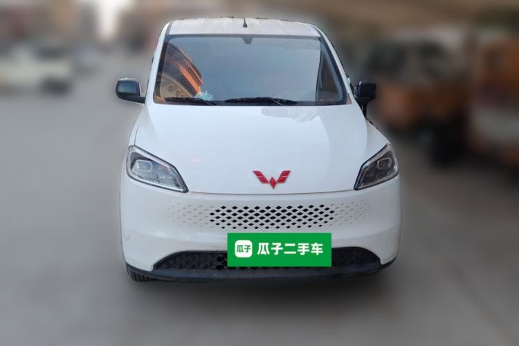 Used Wuling Hongguang New Energy 2025 Extended-Range Hybrid 50KM Comfort Version Front