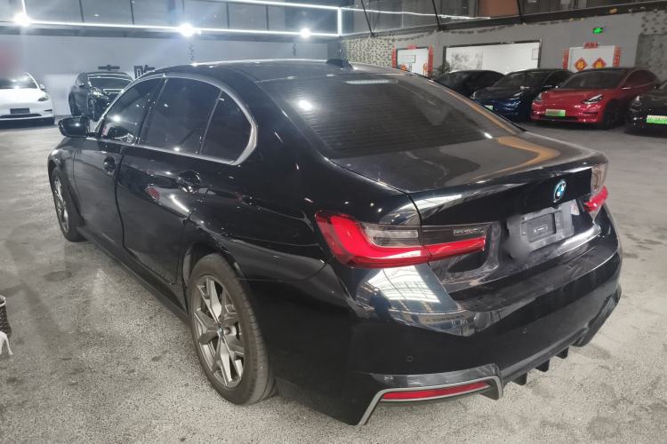 Used BMW i3 2024 eDrive 35 L Exterior 2