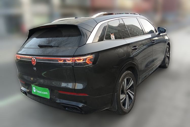 Used Volkswagen Tavendor 2023 380TSI Four-Wheel Drive R-Line Cruise Edition
