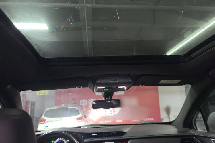 Used Cadillac XT5 2018 28E Four-Wheel Drive Tech Version