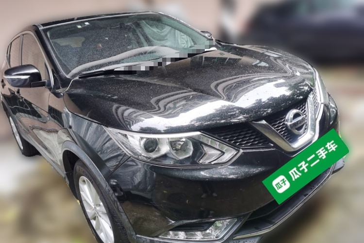 Used Nissan Qashqai 2016 2.0L CVT Elite Edition Front Right 45 Deg