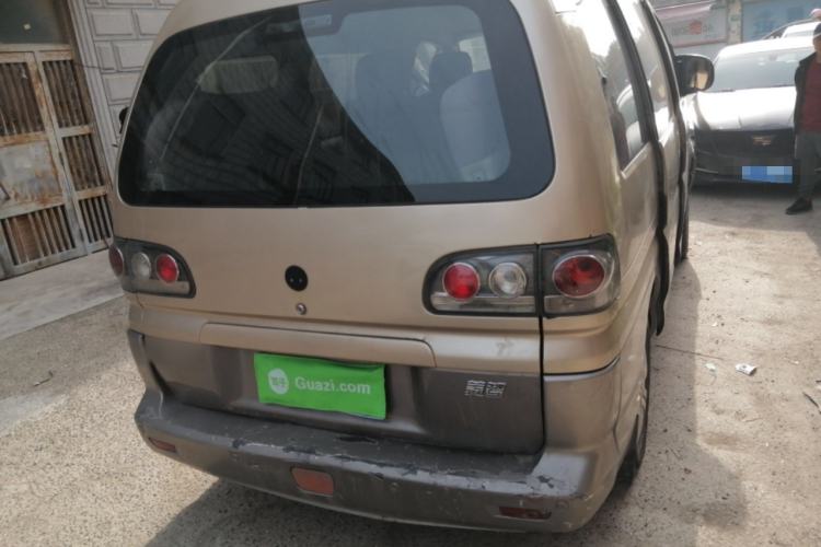 Used FORTHING Lingzhi 2013 M3 1.6L 7-Seater Comfort Model Rear