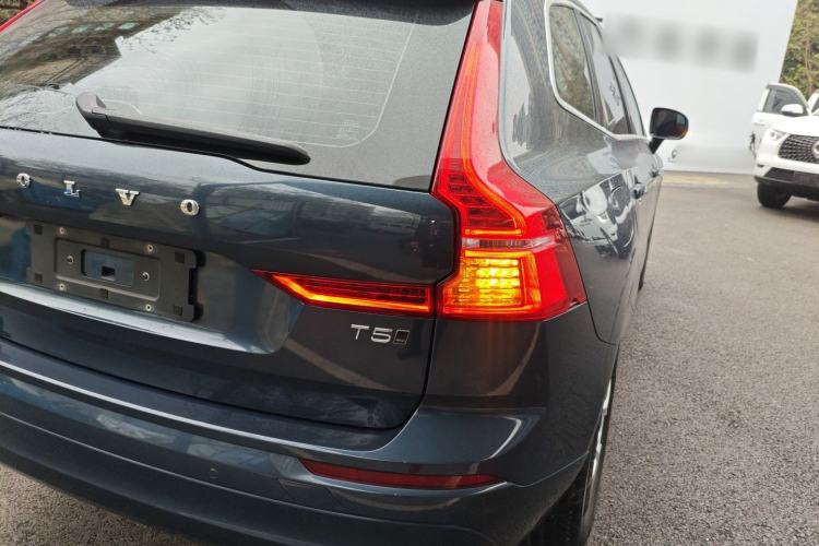 Used Volvo XC60 2019 T5 4x4 Smart Edition China VI Standard