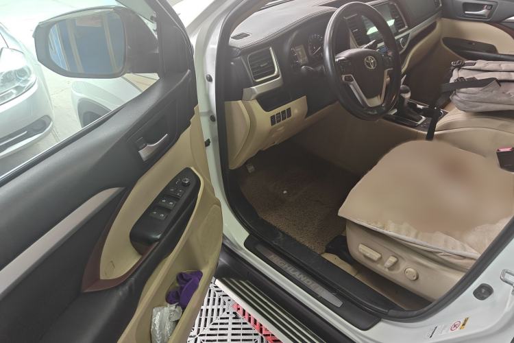 Used Toyota Highlander 2015 2.0T Four-Wheel Drive Luxury Edition 7-Seater