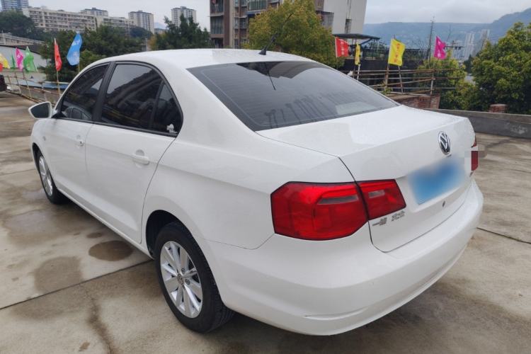 Used Volkswagen Jetta 2015 1.6L Manual Comfort Model