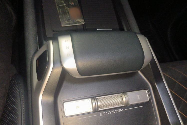 Used Deepal G318 2024 Four-Wheel-Drive Air Suspension Model