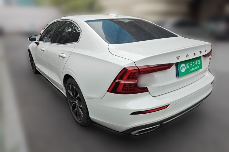 Used Volvo S60 2020 T4 Zhiyi Luxury Edition Rear Left 45 Deg