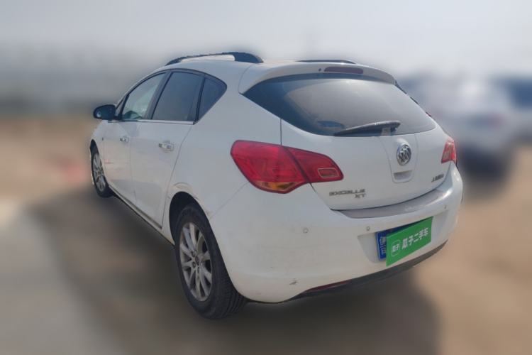 Used Buick GT 2010 XT 1.6L Manual Entry-Level Model