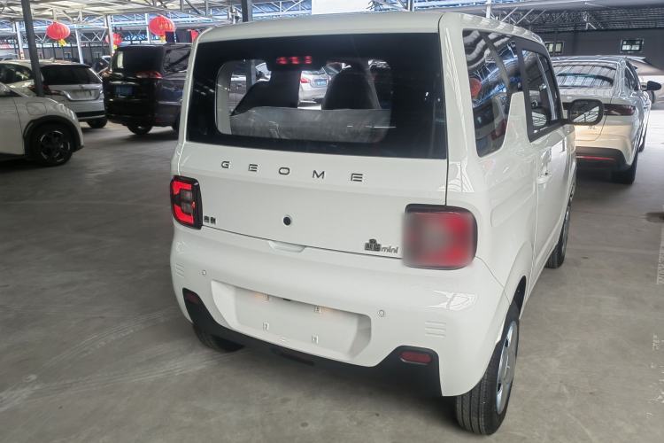 Used Geely Galaxy Panda 2024 Panda Mini 200km Endurance Bear
