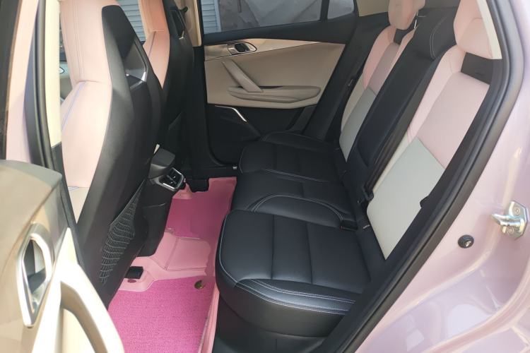 Used Lynk & Co 06 2021 1.5T Shero Pink Special Edition