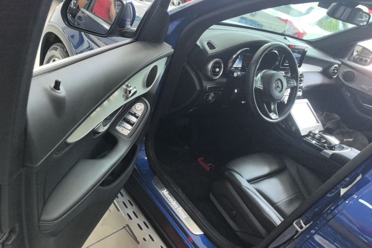 Used Mercedes-Benz GLC 2019 GLC 200 L 4MATIC
