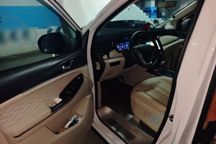 Used Oshan Cosmos 2022 1.5T Automatic Business Model