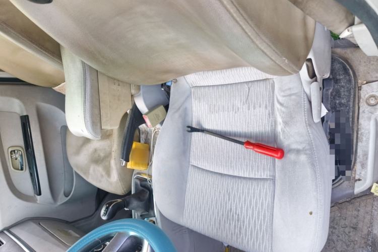 Used Jinbei New Hiace X30L 2016 1.5L Wealth Edition Van DLCG14 Left Front Seat