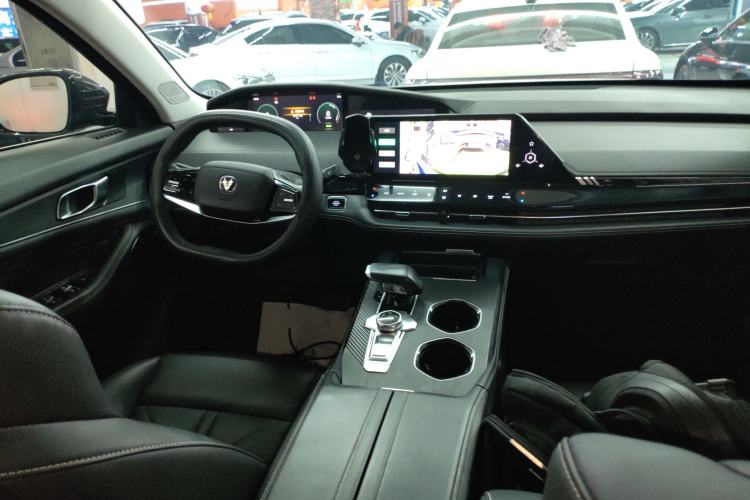 Used Changan UNI-K iDD 2023 Zhidian iDD 1.5T 135km Smart & Fun Model