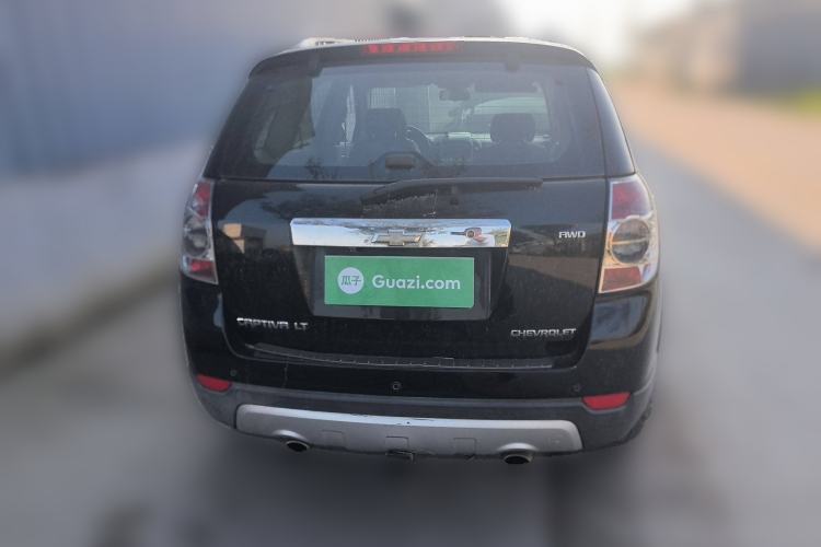 Used Chevrolet Captiva 2011 2.4 AT 5-Seater Comfort Edition
