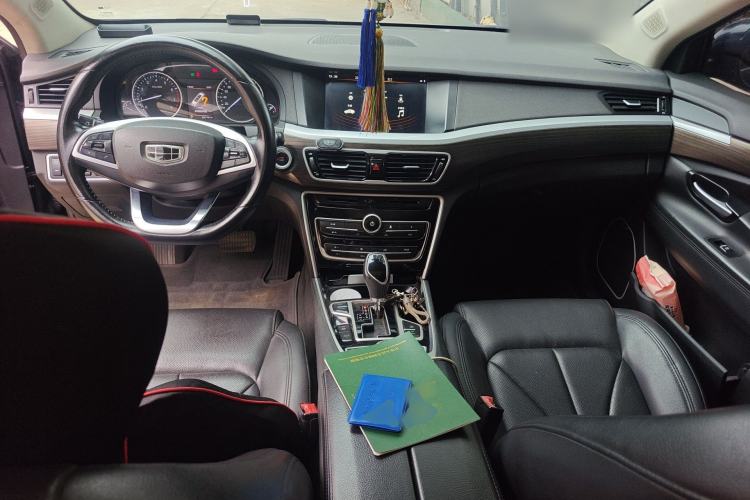 Used Geely Auto Emgrand GT 2017 1.8T Luxury Model Center Console