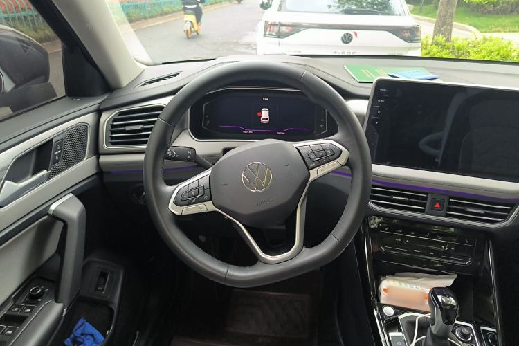 Used Volkswagen Tayron 2023 330TSI Two-Wheel-Drive R-Line High-Energy Version Steering Wheel