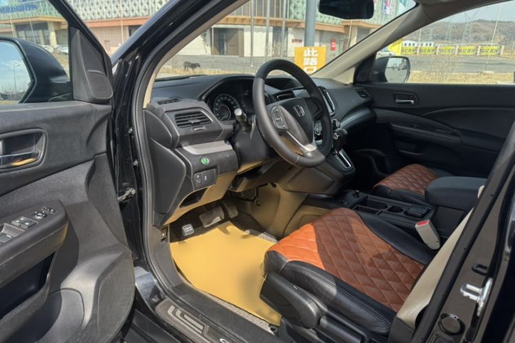 Used Honda CR-V 2015 2.0L two-wheel drive Fashion Edition
