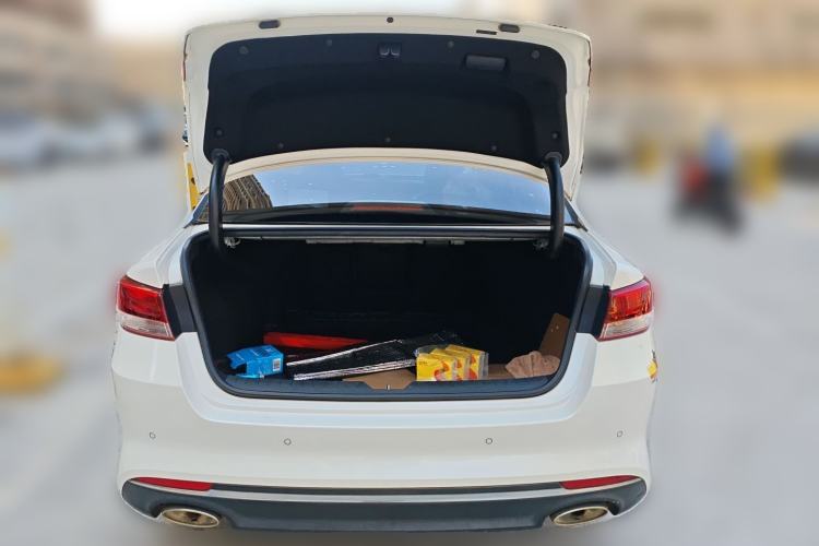 Used Kia K5 2016 2.0L Automatic LUX