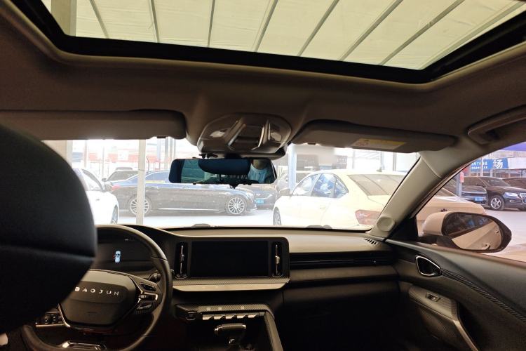 Used Baojun Valli 2021 1.5T Naqu Starry Sky CVT Flagship Model Headliner