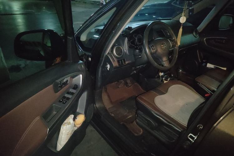 Used Suzuki SX4 2012 1.6L Automatic Ruiqi Model