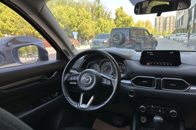 Used Mazda CX-5 2020 2.0L Automatic Two-Wheel Drive Smart Version
