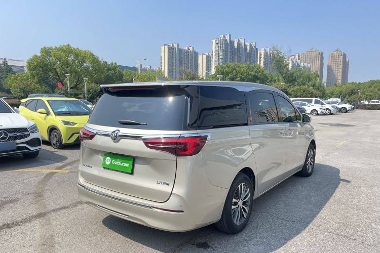 Used Buick GL8 2022 ES Landtrek 653T Luxury Edition