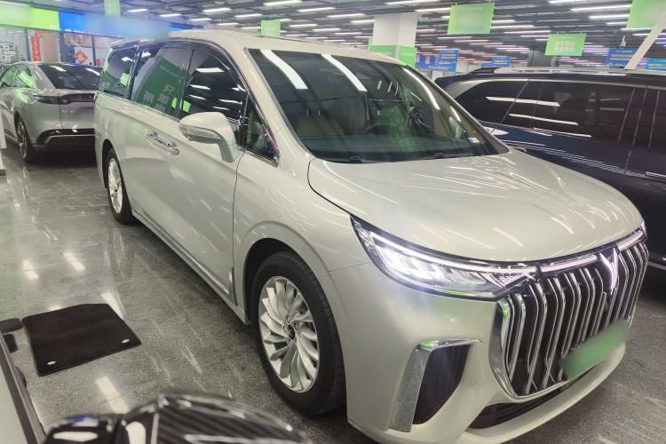 Used VOYAH Dream 2024 PHEV Extended-Range Premium Edition
