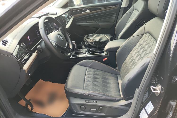 Used Volkswagen Passat 2019 330TSI Luxury Edition China VI Standard