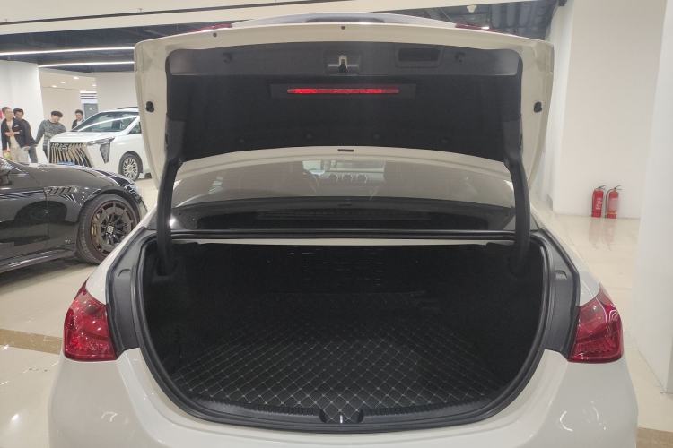 Used Mercedes-Benz C-Class 2022 Restyled C 260 L Sport Edition Trunk